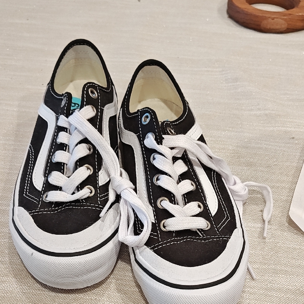 Vans Black and White Women's Shoes